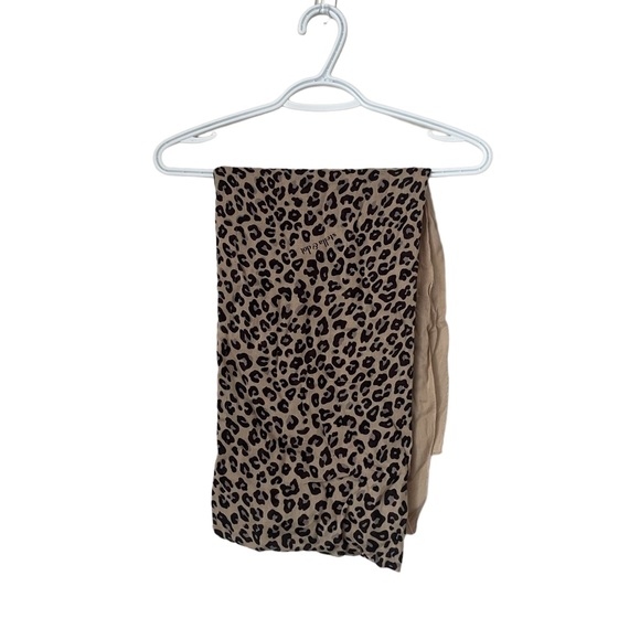 Stella & dot scarf leopard print - Picture 3 of 3